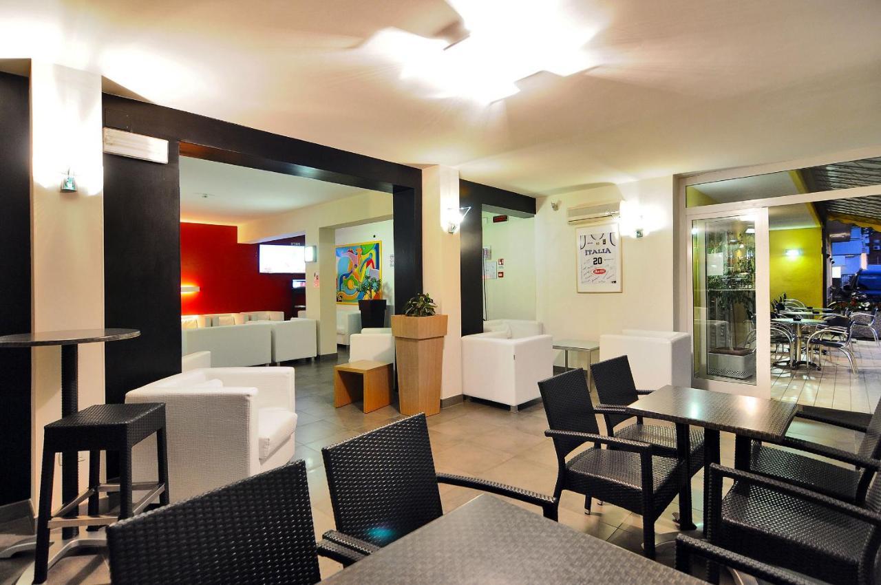 Hotel Nederland Caorle Exterior photo