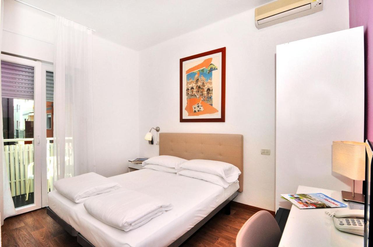 Hotel Nederland Caorle Exterior photo