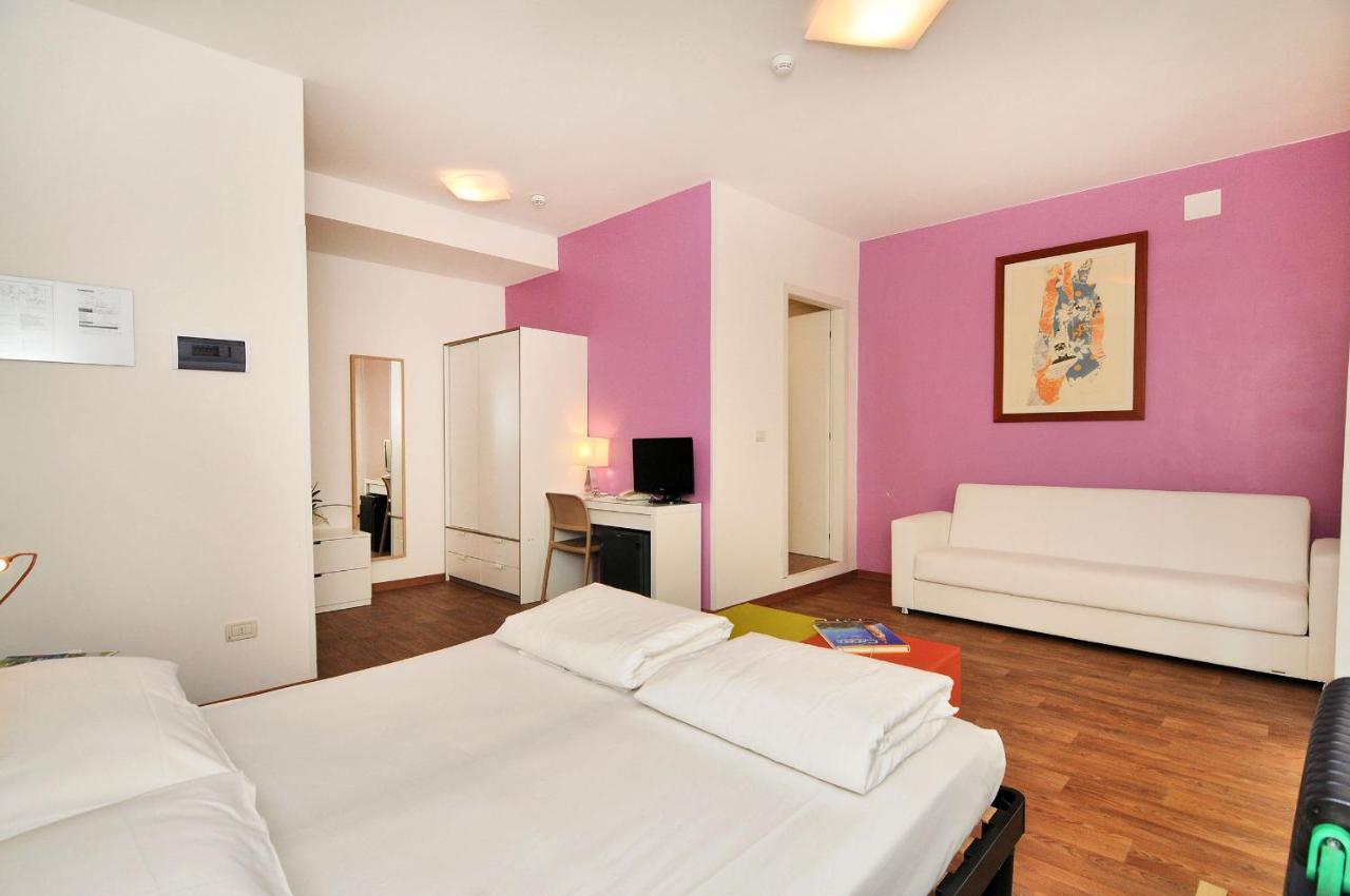 Hotel Nederland Caorle Exterior photo