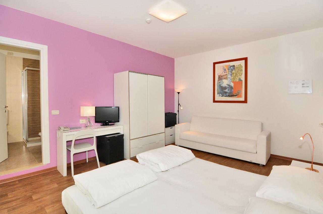Hotel Nederland Caorle Exterior photo