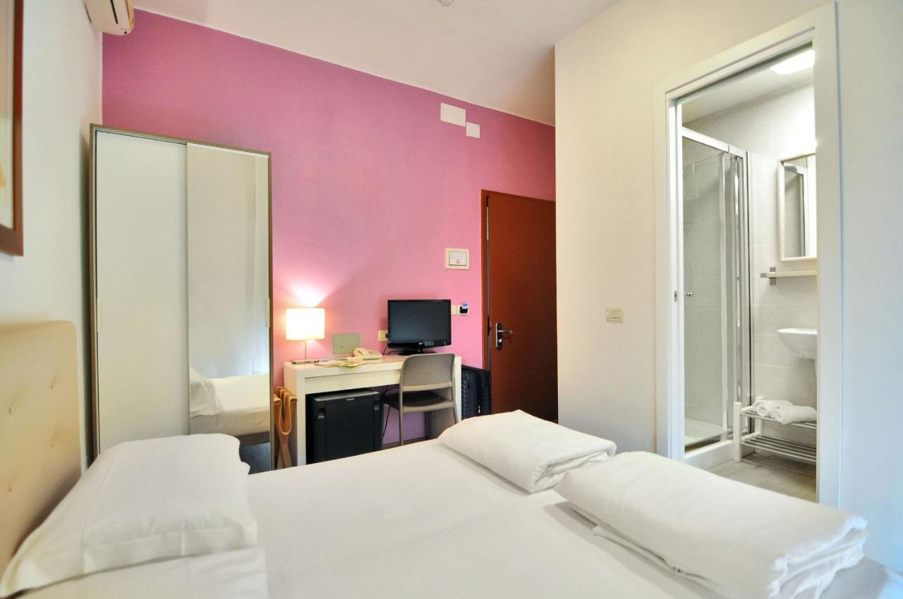 Hotel Nederland Caorle Exterior photo
