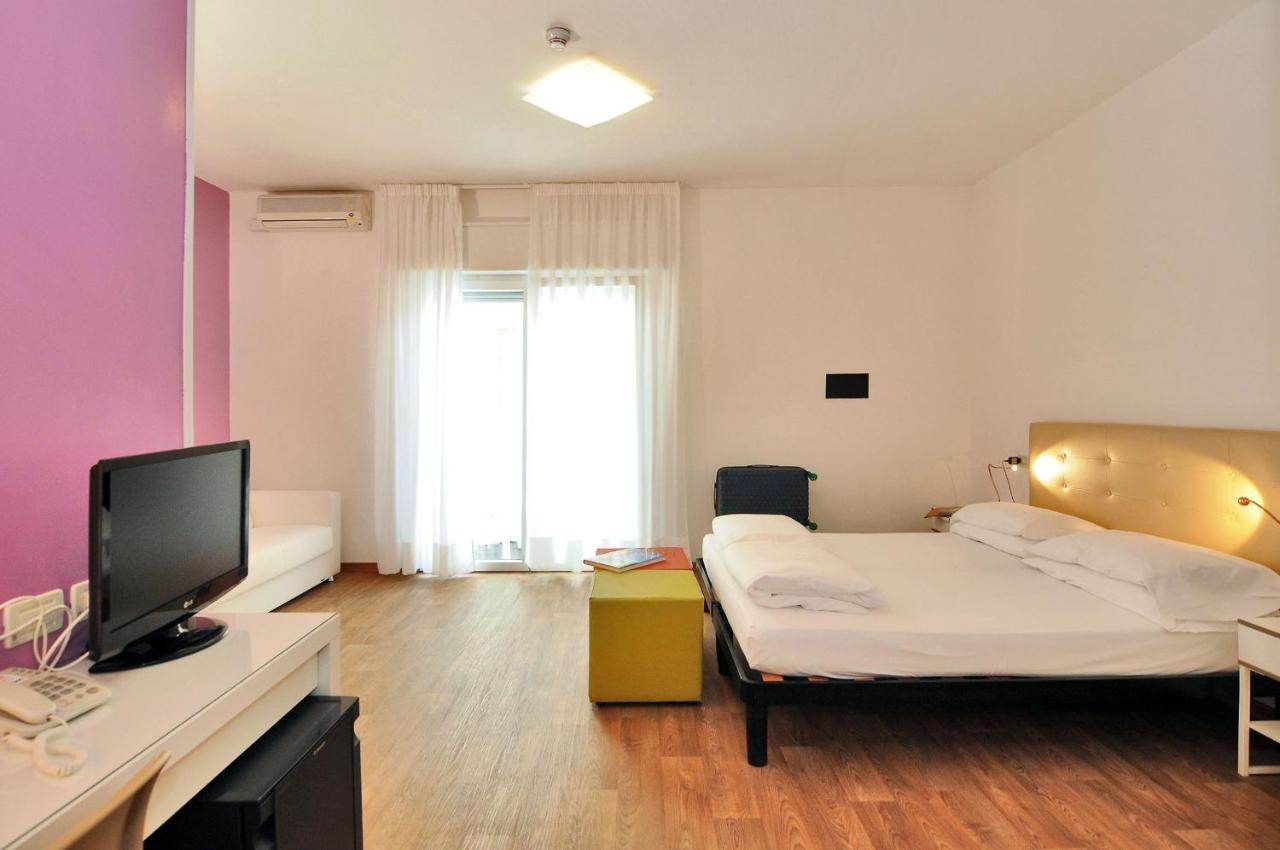 Hotel Nederland Caorle Exterior photo