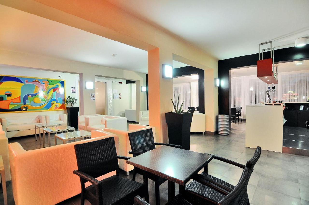 Hotel Nederland Caorle Exterior photo