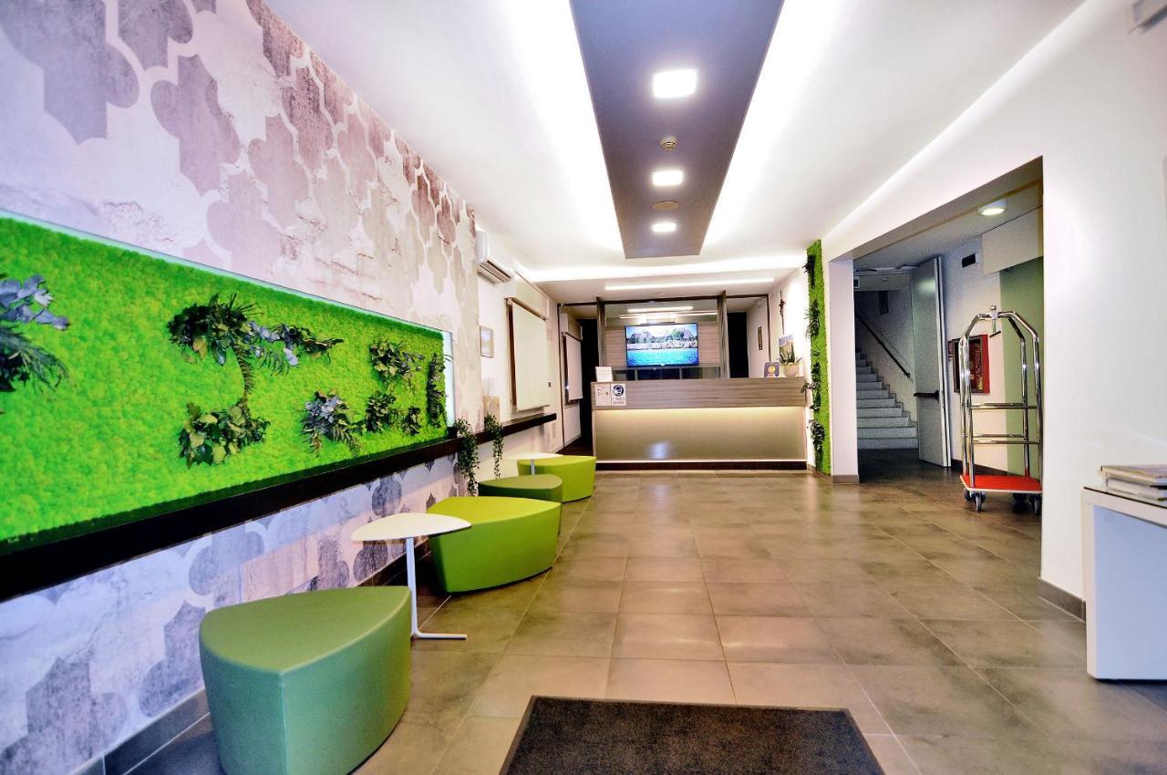 Hotel Nederland Caorle Exterior photo