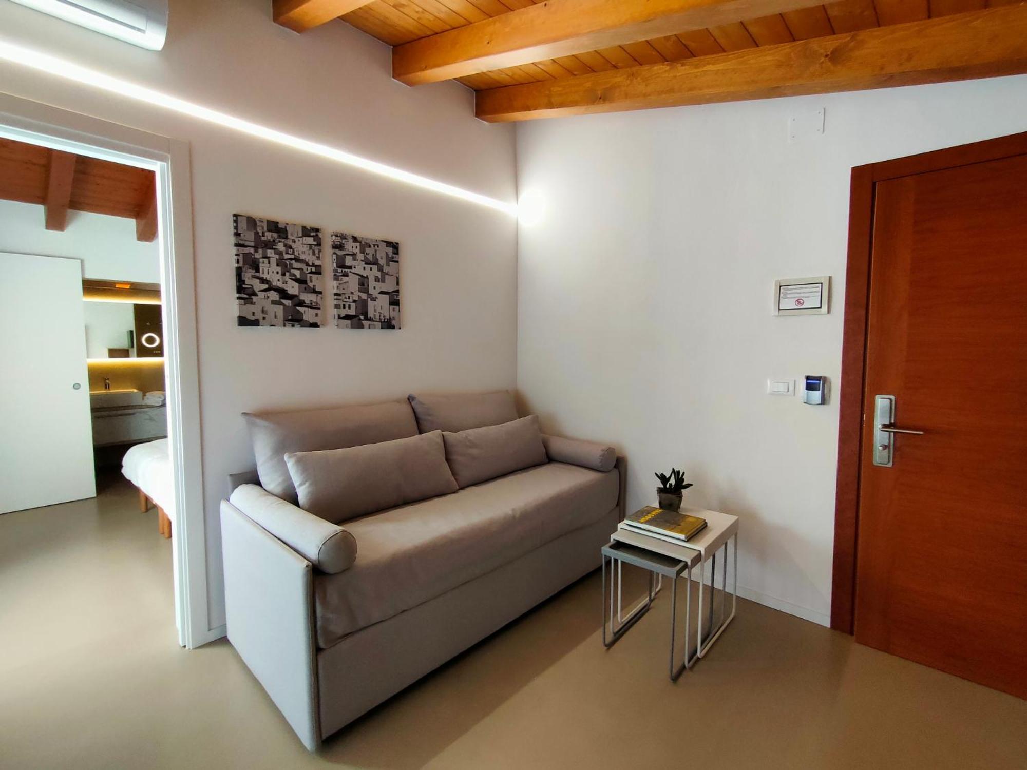 Hotel Nederland Caorle Exterior photo